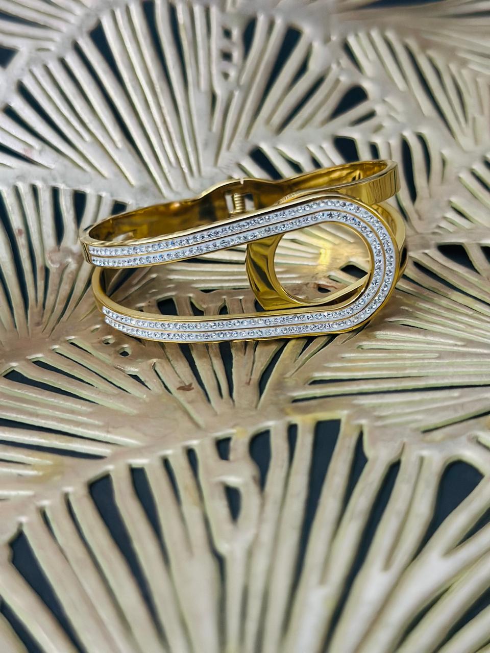 The  Eternity Bracelet