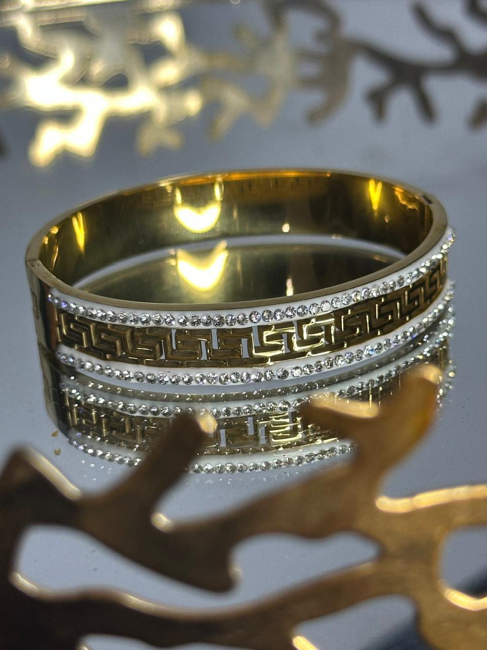 The Athens Cuff - Modern Elegance, Redefined