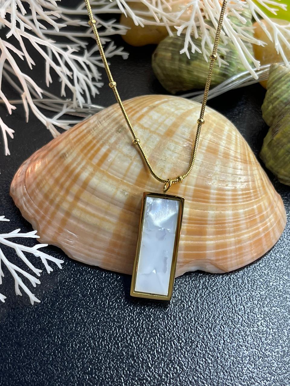 The Lumina Pendant